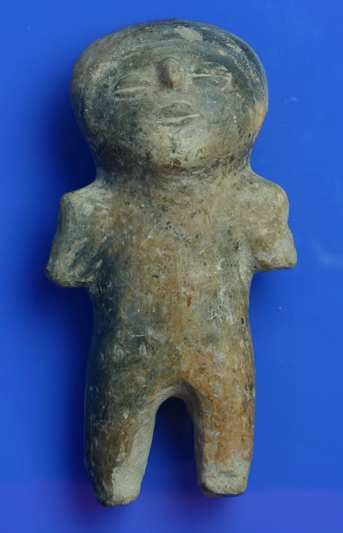 5 3/4" Nayarit Chinesco Figurine: Circa 200 A.D. from West Mexico. Heavy, completely intact, well patinated, and well mineralized. Great 'expressive' form. Great display.