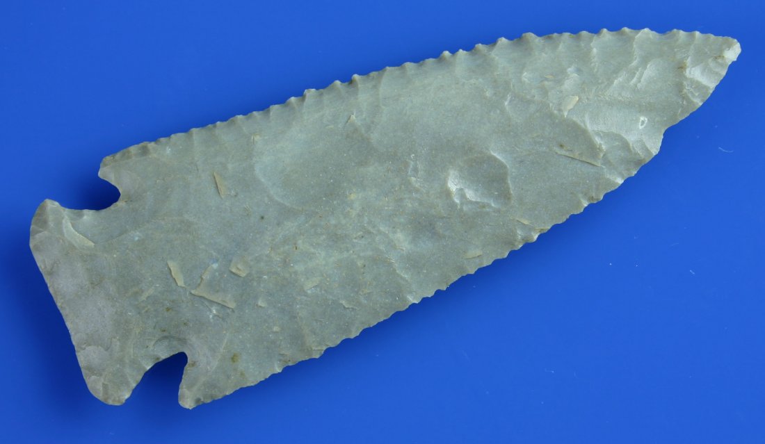 3 15/16" Hardin - Rogers COA: Extra pretty light gray Hornstone. Found in Hamilton Co., Ohio. Rogers COA.