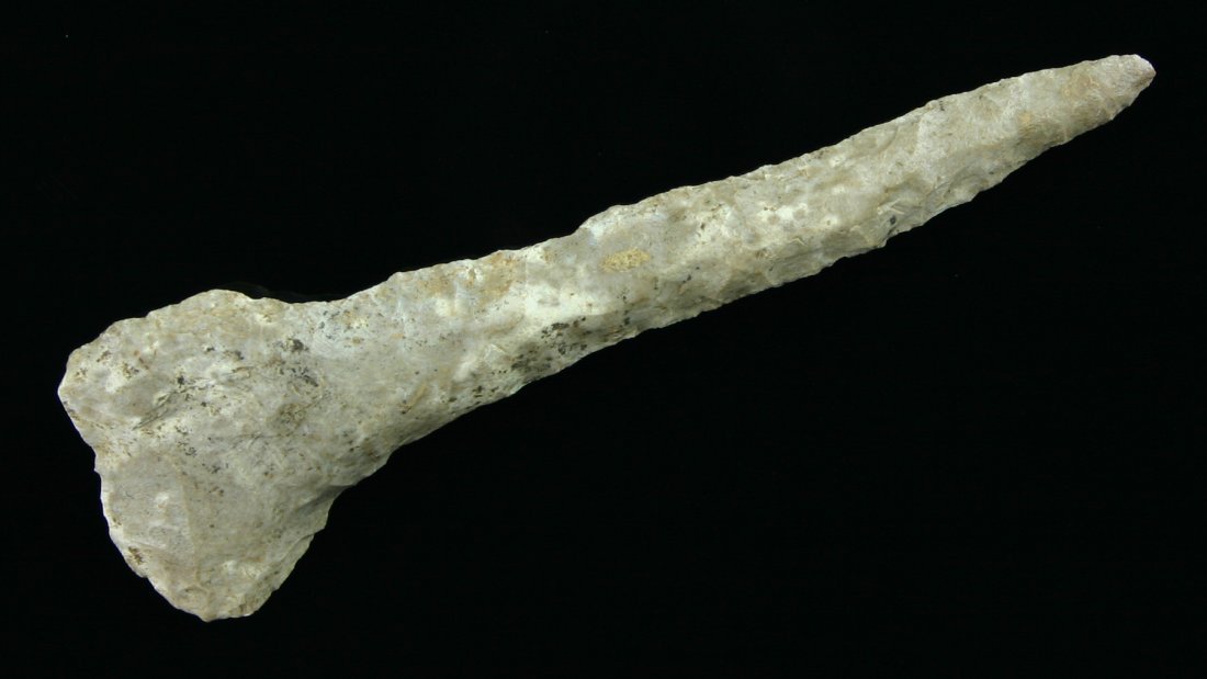 3 9/16" Drill - Davis G-9 COA: Long Kentucky example in Fort Payne Chert with great mineralization. Davis G-9 COA.
