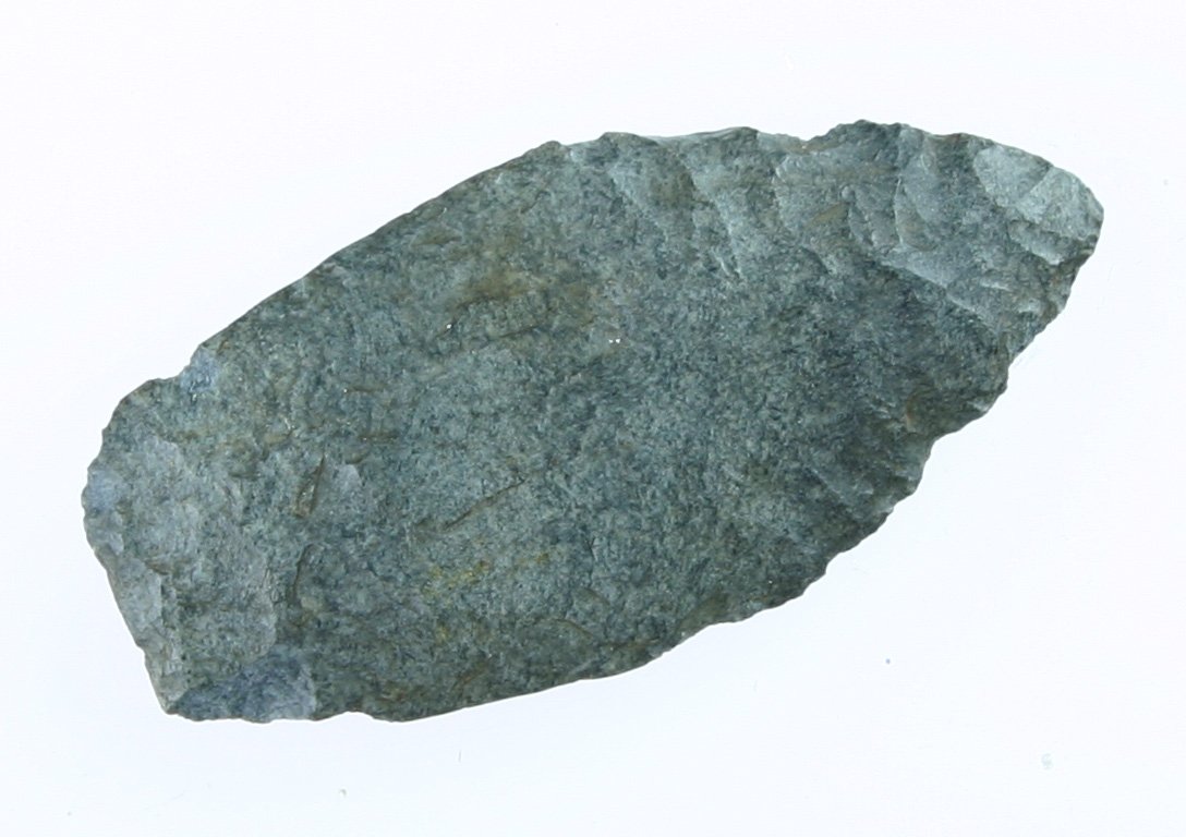 2 1/8" Angostura: Found in Colorado in the 1960's. Gray chert.
