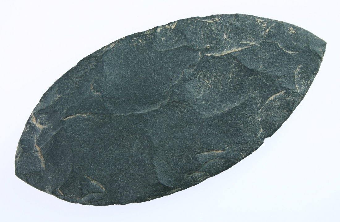 5 1/2" Bipointed Basalt Knife: Excellent piece with desert alkali mineralization from the CO/UT/AZ area. Very nice and thin.