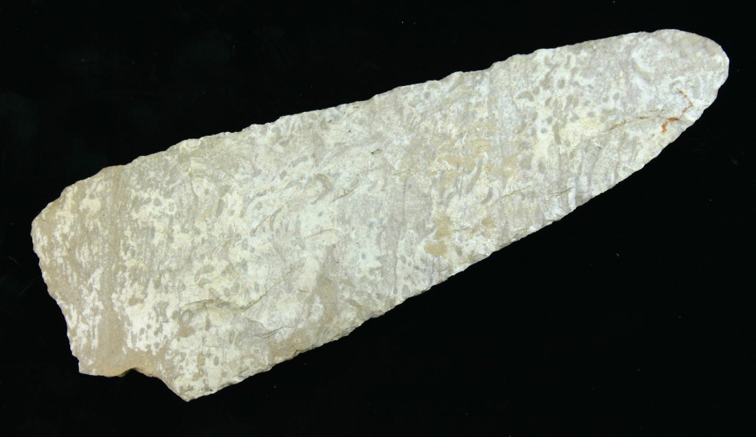 5 5/8" Cobbs Triangle: Nicely made example from Central Kentucky in Fort Payne Chert formerly of the Carter Estate