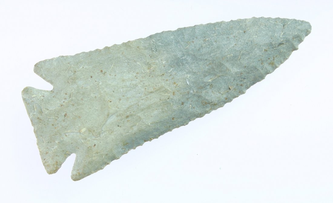 4 1/8" Lost Lake - Davis G-9 COA: Phenomenal example. Banded light gray chert. Patinated different shades of color fron to back. Origin reported as Stewart Co., Tennessee. Davis G-9 COA. Davis estimated at $2000-3500.
