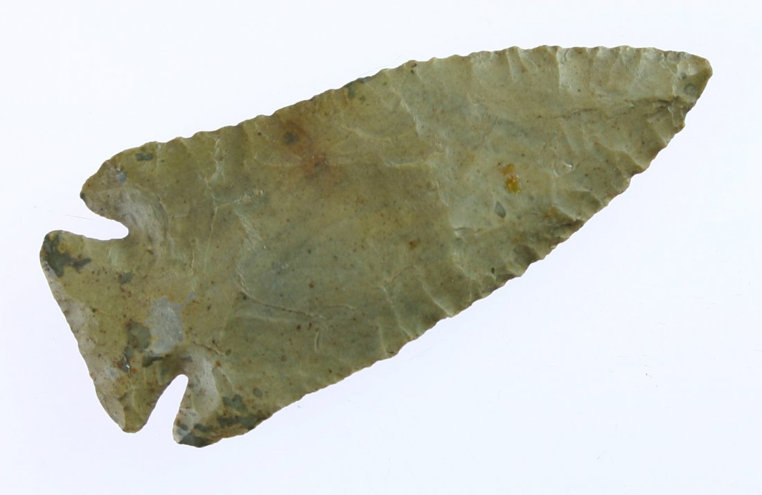 3 1/2" Lost Lake - Davis G-9 COA: Outstanding example with lots of color in the Fort Payne Chert. Found in Montgomery Co., Tennessee. Davis G-9 COA. Estimated by Davis @ $1500-2500. on COA.