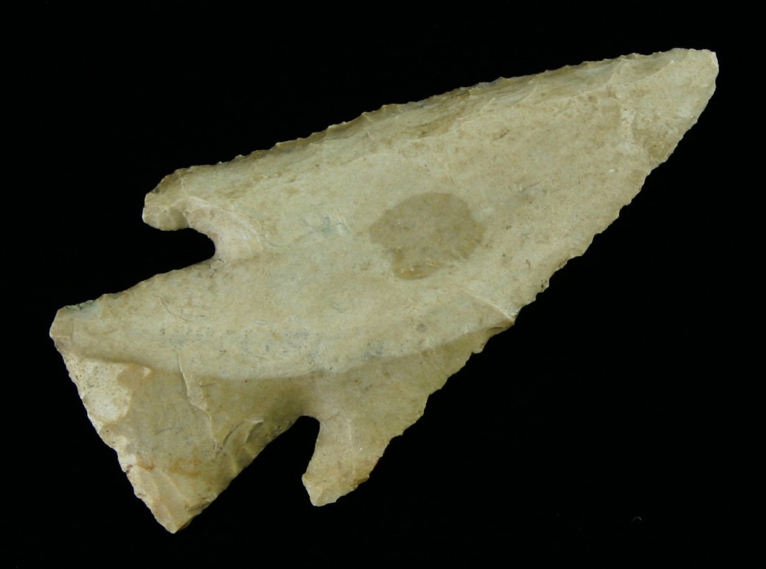 3" Hardin - Stermer & Saline River '9.5' COA: Thin extremely well executed example with a steep bevel. Attractive cream/brown/mocha colored mottled chert. Cooper Co., Missouri. Ben Stermer and Marcus Hays / Saline River '9.5' COA's.