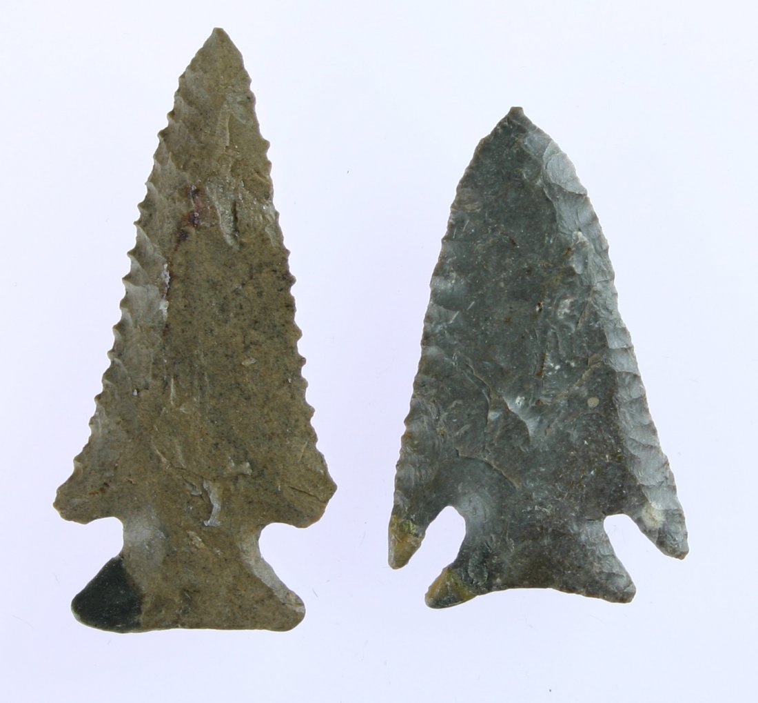 Pair of Tennessee Corner Notched Points - Repaired: great looking pieces. Each with minor restoration. Biggest is 2 5/8". Both Dover Chert.