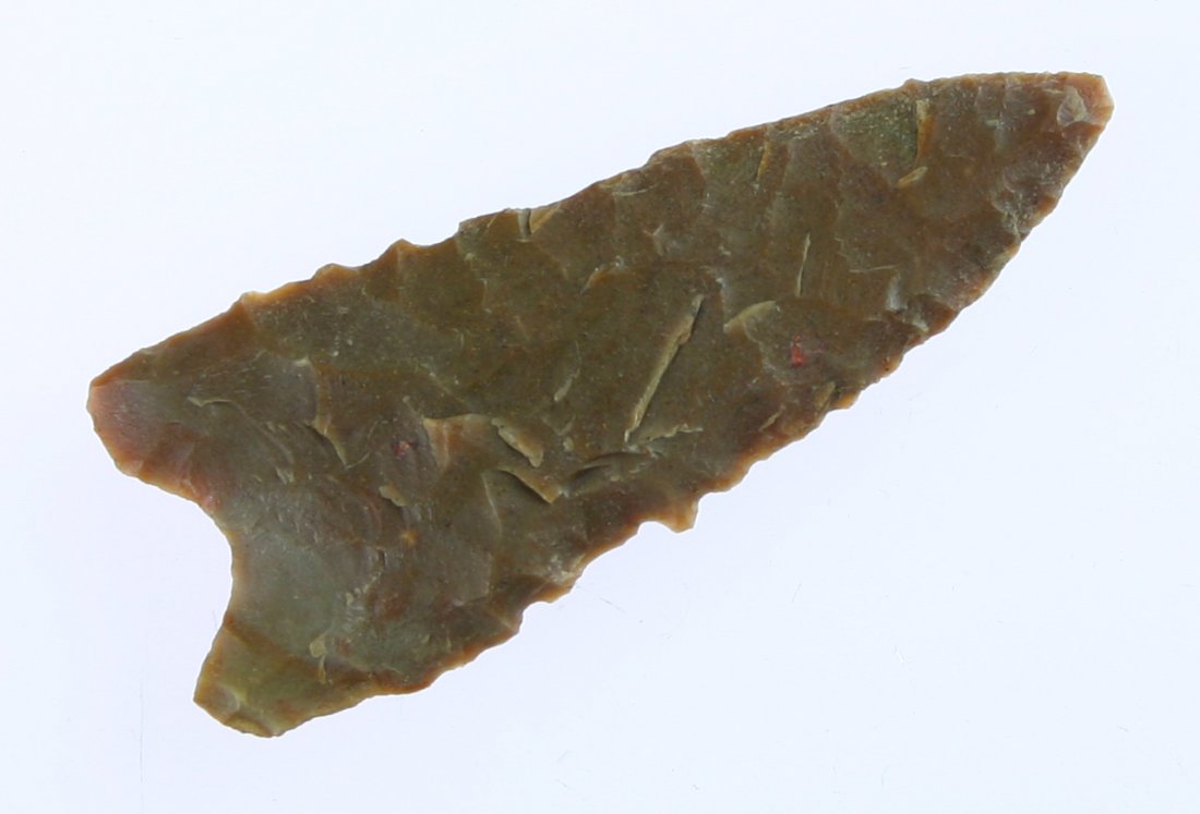 2 9/16" Dalton: Carter Cave flint example from Central Kentucky. Serrated with minerals.