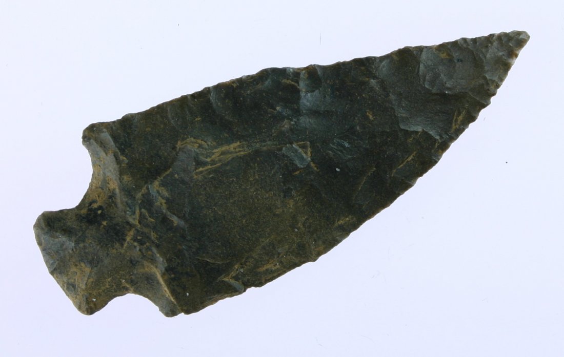 3 1/4" Ledbetter Knife: Great knife form. Great serrations. Multi-toned Dover Chert. Limestone Co., Alabama. Ex- Hogberg Collection.