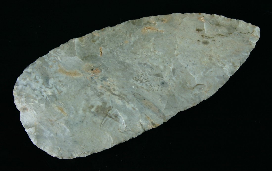 4 13/16" Stanfield Knife - Jackson COA: Great form and symmetry. Made of pretty multicolored and glossy Boone Chert. Found in Pike Co., Illinois. Ex- Jack Litchfield Collection. Jackson COA.