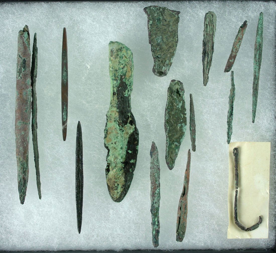 59 15 Assorted Old Copper Culture Artifacts