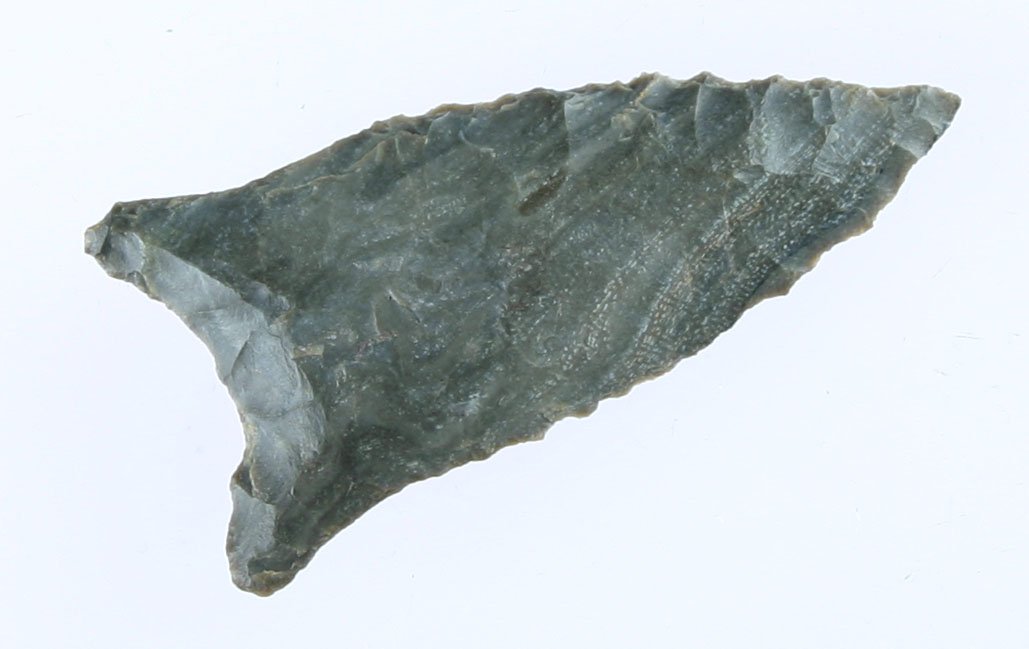 1 13/16" Quad - Todd Walterspaugh COA: Extra nice example made of a glossy high grade stripped Tyrone Chert. Found in Davidson Co, Tennessee. Ex- Don Hutchins and Brian Thompson Collections. Todd Walterspaugh COA.