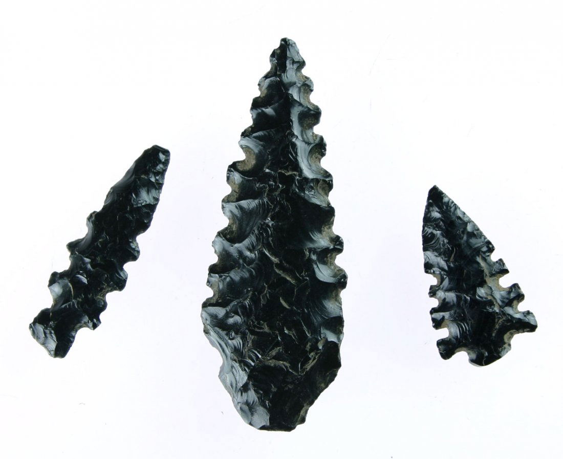 3 Nice Stockton Points: Nice set from Stockton, California formerly of the Hammer Collection and collected in the 1960's-1970's. Napa Obsidian.