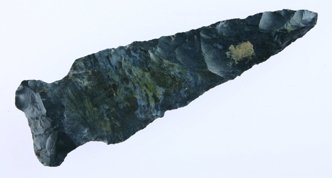 3 15/16" Godar: Black mottled chert example found by Karl Schug in Dodge Co., Wisconsin.