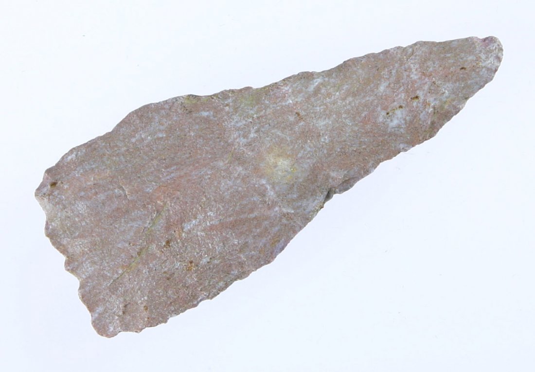 2 5/8" Ft. Ancient Knife: Mottled pink and Cream chert knife from OH/KY.