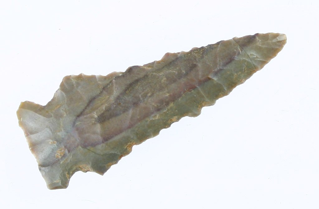 2 3/16" Pinetree: Carter Cave example with serrations and multicolor stripes. Ohio.