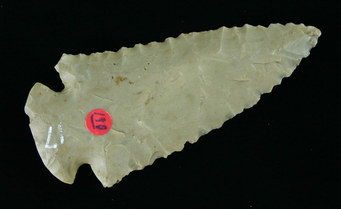 2 7/8" Serrated 'Burined Base' Dovetail: Excellent example of a truly aboriginally done 'burined base' variety Dovetail. Lethal serrations. Pretty cream colored chert. Ohio type.