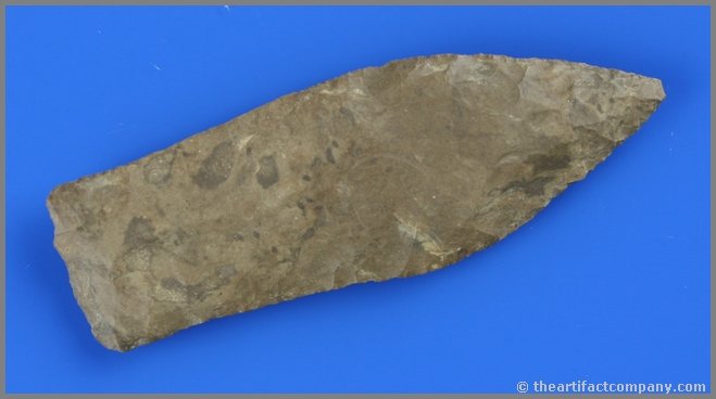 3 5/8" Copena Classic: Dover Chert example from Tennessee formerly of the Suter Collection. Extra Nice large example!