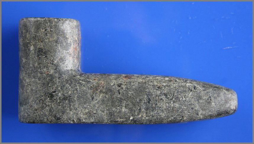 4 5/8" Historic Block pipe: Nice steatite Block Pipe from Snyder Co., Pennsylvania. Historic Circa 1700-1850AD
