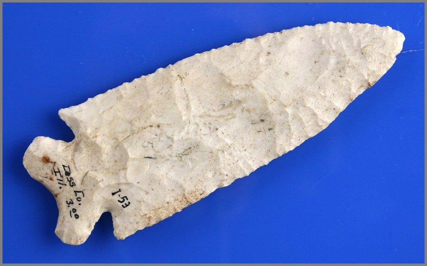 4 7/8" Dovetail - Jackson COA: Burlington Chert example from Cass Co., Illinois. Agricultural damage at one edge near tip but barely noticeable. Great mineralization. Jackson COA. Get a nearly 5" Dove for less!