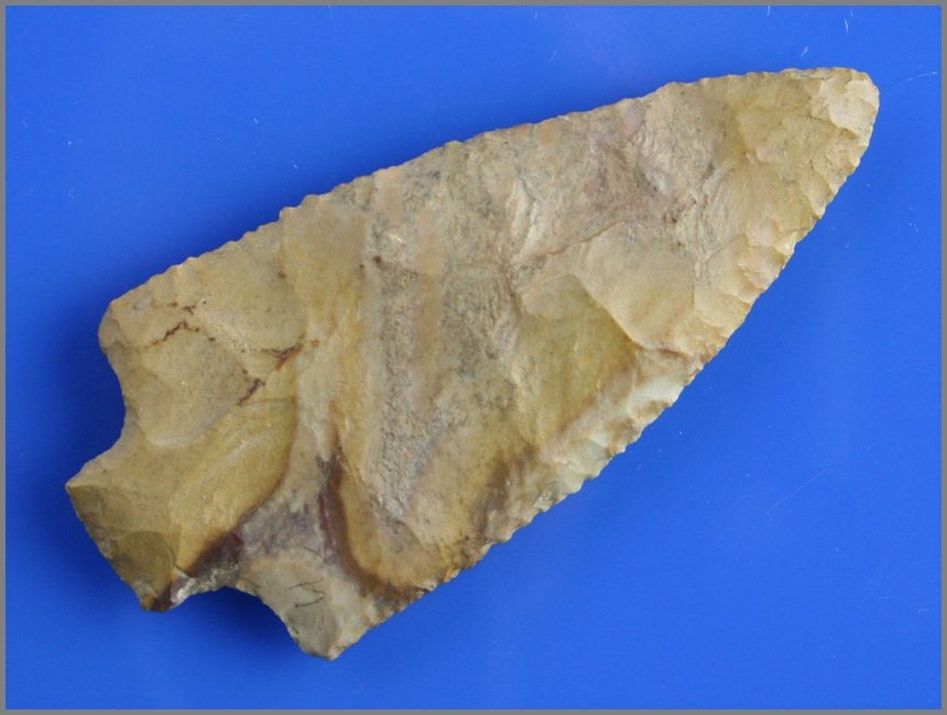 3 11/16 Pickwick - Rogers COA: Extra pretty and well crafted. Beautiful Buffalo River Chert. Minute super serrations all the way up and down both blade edges on both sides. Found in Hardin Co., Tennessee. Rogers COA.