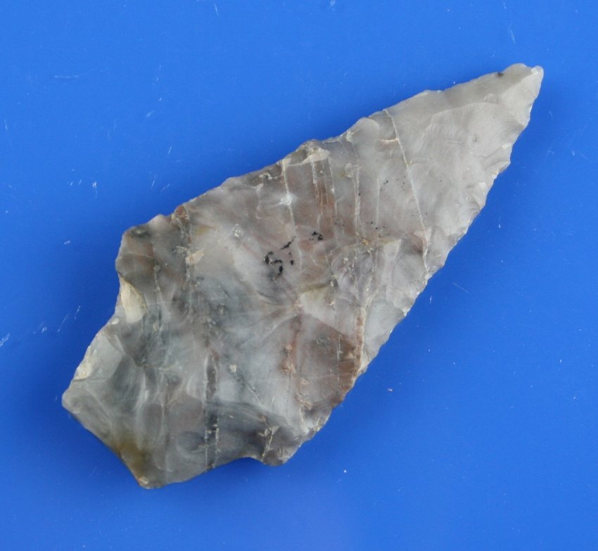 3 1/8" Gary: Novaculite example from Arkansas. Nice spiderwebbing.
