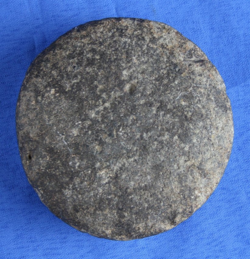 3 5/8" Mano: Unusual example with a groove around circumference found in LaSalle Co., Texas. Dark Hardstone.