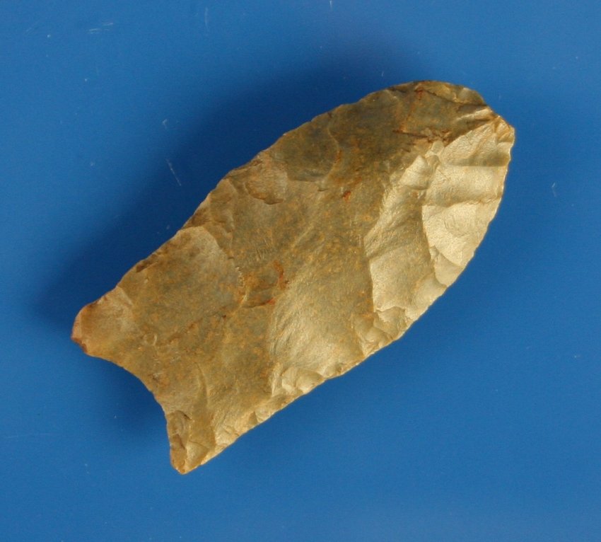 1 3/4" Unfluted KY Clovis - Ex- Noel & Strubler: Superb example in classic light gray hornstone. Really unique impact fracture extends 70% up the blade. Great study. Found in Hardin Co., Kentucky. Great history. Ex- Gary Noel and Lucas Strubler Coll