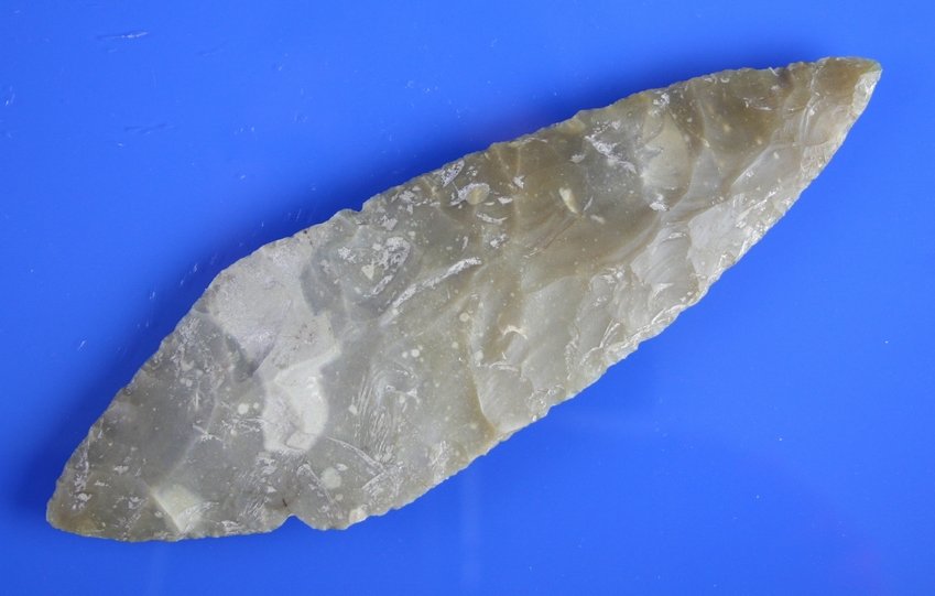 6 5/8" Meso-American Blade: Large example made of a high grade semi-translucent chert.