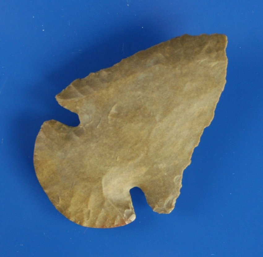 2" Cookie-Cutter Dovetail: Well patinated high gloss Dover Chert with broad fan base and great symmetry. Ex- Joe Wright Collection, Waverly, Tennessee.