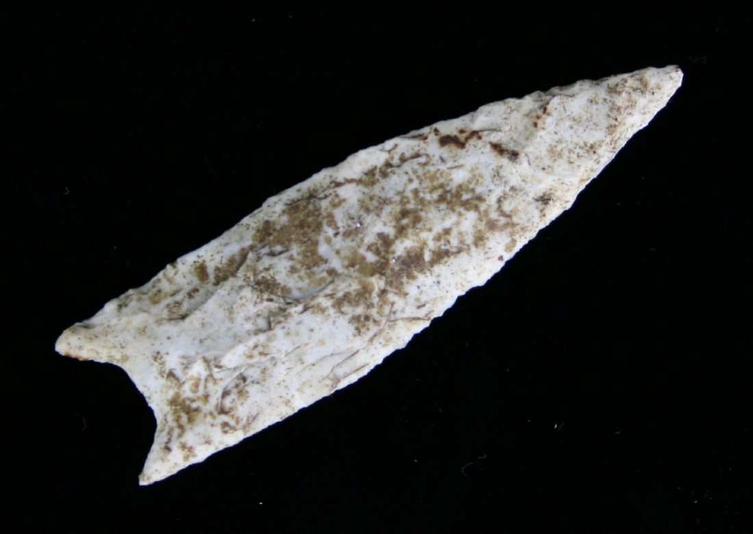 2 3/8" Santa Fe - Partain COA: Northern Florida example in heavily patinated white chert. Ex - Pritchett, Bennett Collections. Partain COA. Nice and perfect with great mineralization.