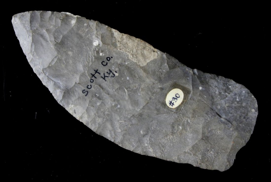 LARGE 6 1/2" Paleo Knife - Jackson G-8 COA Ex - Cowan: Gray Fort Payne Chert example from Scott Co., Kentucky formerly of the Cowan Hood Collection. LARGE example from an early Collection.
