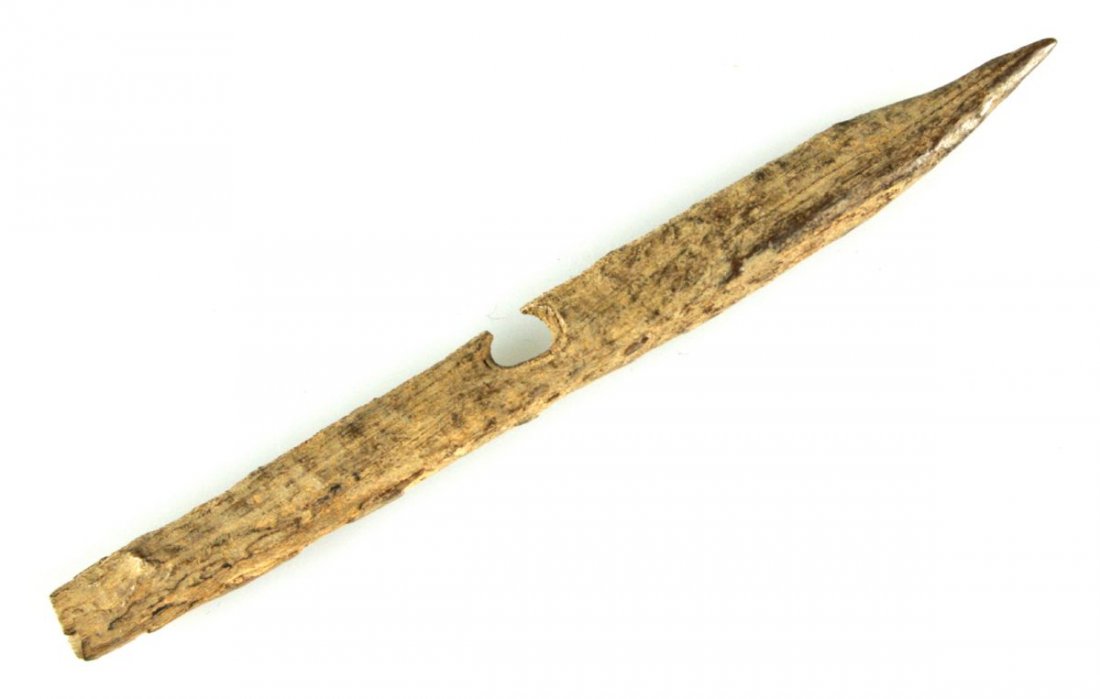 5 3/16" Alaskan Inuit Bone Awl: Nice example with good age.