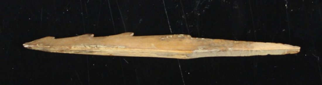 3 1/16" Alaskan Inuit Barbed Ivory Spearpoint: Nice example from Alaska. Triangular cross section.