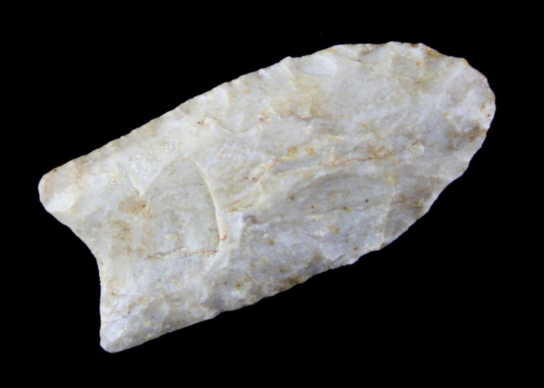 2 1/2" Clovis - Partain & Putty COA's: Great craftsmanship. Great flutes. Very colorful high grade fossil chert. Great example to add to a quality Paleo collection. Ex- Floyd York Collection. Miami Co., Ohio. Partain & Putty COA's.