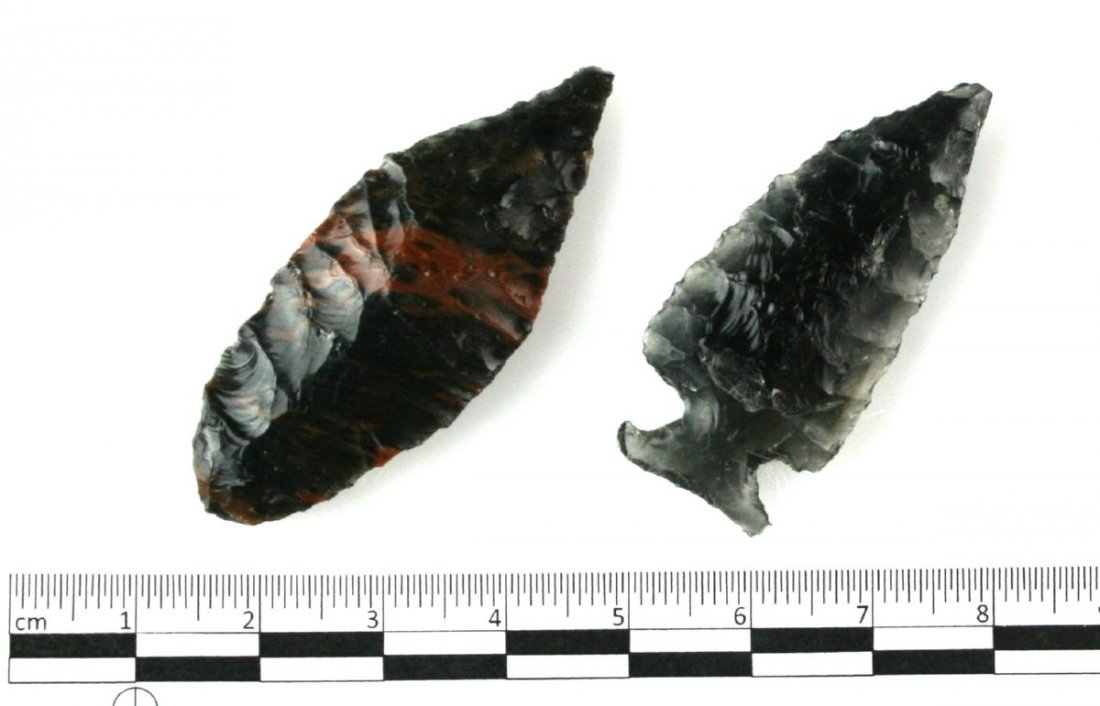 Pair of Obsidian Points: One side Notch from Lake Co., Oregon. Mahogany obsidian on blade.