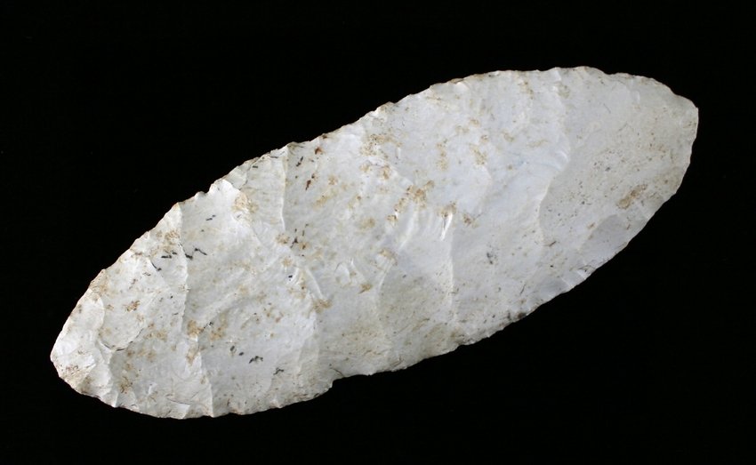 9 1/4" MASSIVE Bipointed Blade: Large example made from Burlington or other cream fossil chert. found near spiro Mound Leflore co. ok. x Mc phearson Ex - Russell Long Collection