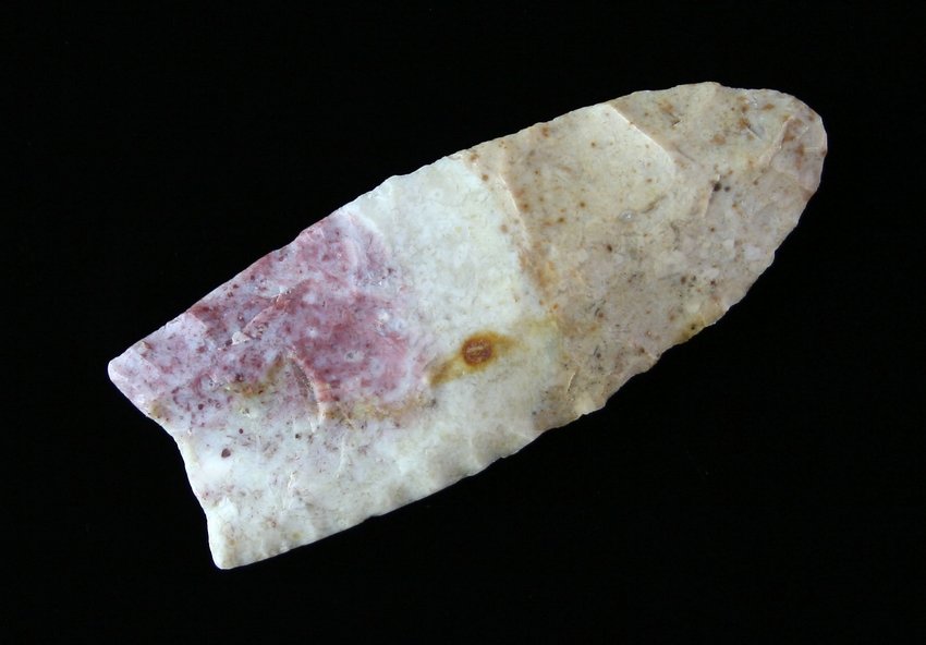 2 9/16" Clovis: Payson Chert example from Illinois. Nice coloration!