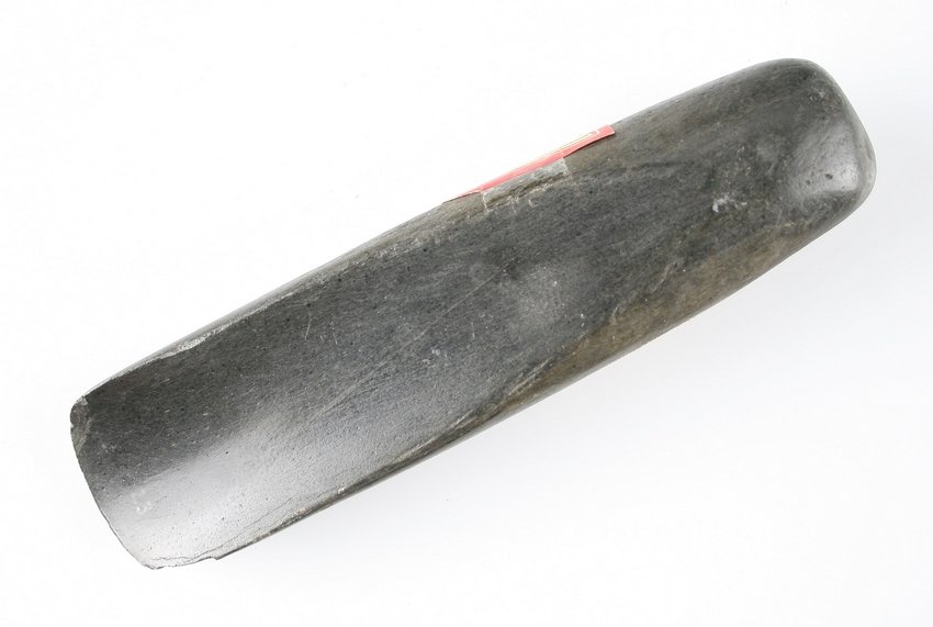 Museum Grade 7 1/2" Gouge - Ex Moorehead - Jackson COA: Found by Warren K. Moorehead at Panther Pond, Tenny's River, Maine. Ex - Phillips Academy Collection. Ex - Cowan Hood Collection. Exceptionally well polished. Museum Grade