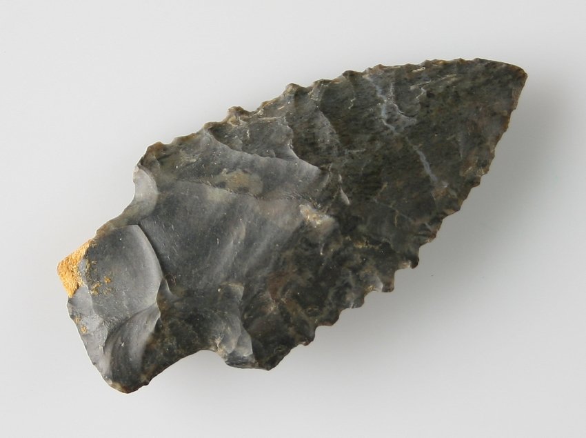 1 15/16" Serrated Palmer *RESTORED: Coshocton example with nice serrations. Found in Ada, Ohio 2 miles west of town on Rt. 81 - Gift in 1960 Ex - Russell Long Collection 1473