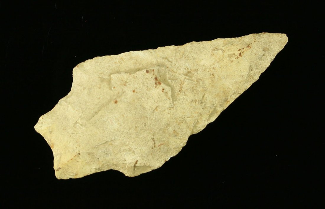 2 3/8" Kirk: Nice cream flint example from Adams Co., Ohio. Ex - Art Heaton Collection.