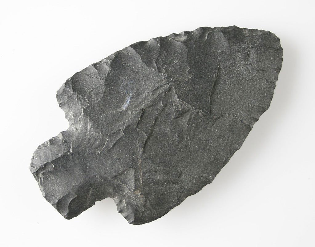 3 5/16" Adena Robbins - Partain COA: Classic gray Hornstone example from Kentucky. Large with great symmetry. Partain COA.