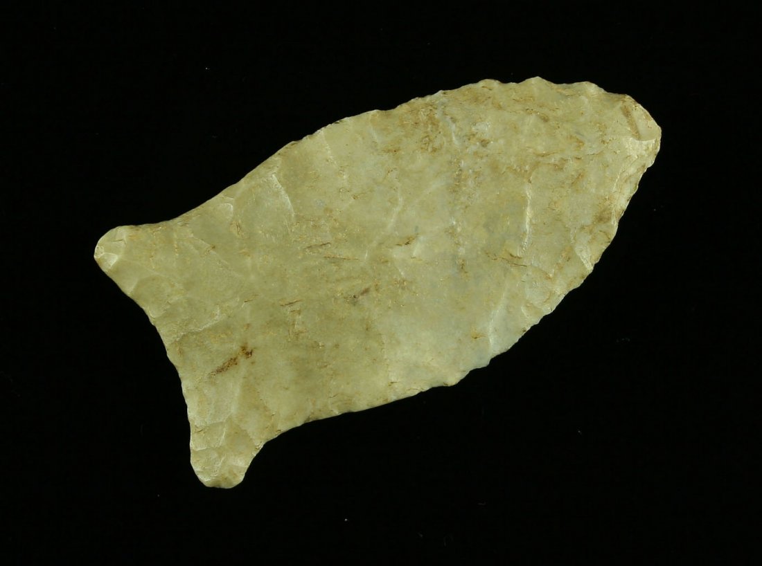 2" Quad - Fayette Co., Kentucky: Pretty high grade creamy fossil chert. Almost Flint Ridge quality. Heavily ground and polished lateral edges and base. Nice form, flaking, and symmetry. Repointed in ancient times.