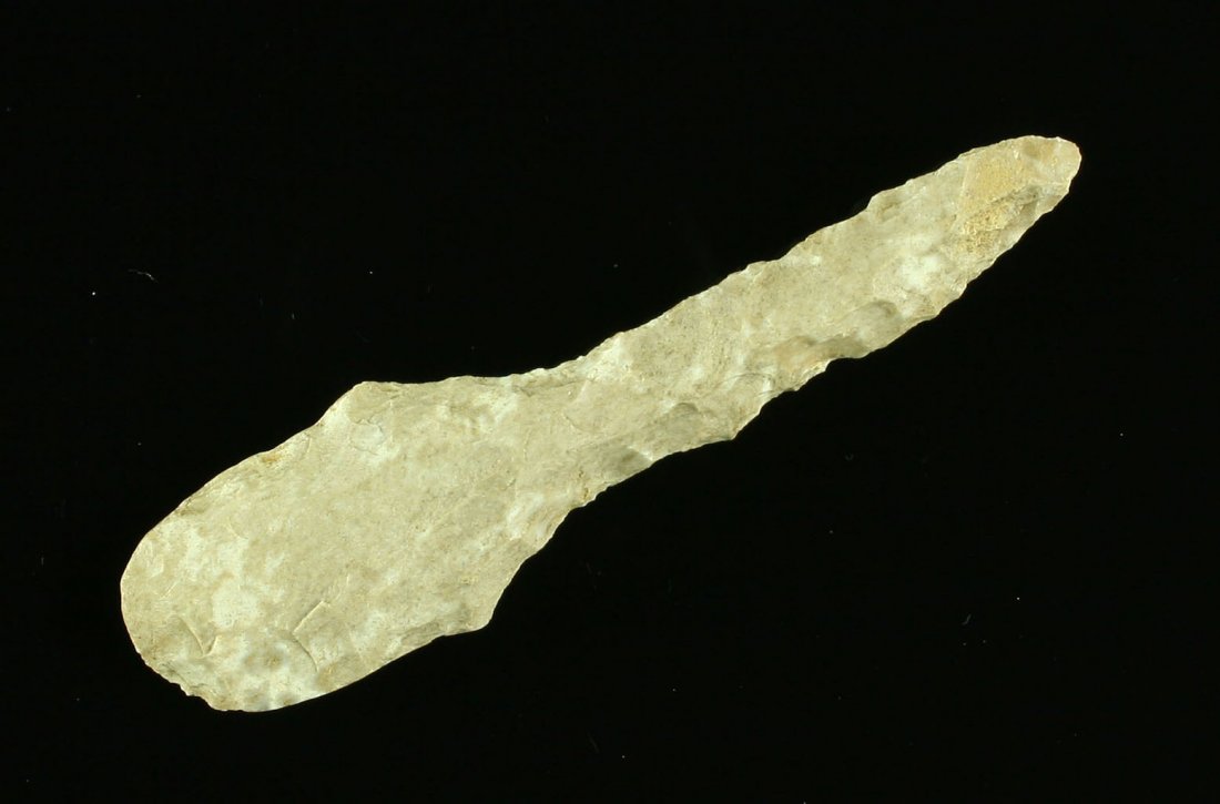 3 1/4" Kentucky Drill: Found in Clark Co., Kentucky. Pretty mottled tan and cream Fort Payne Chert. Ex- Rogers Collection.
