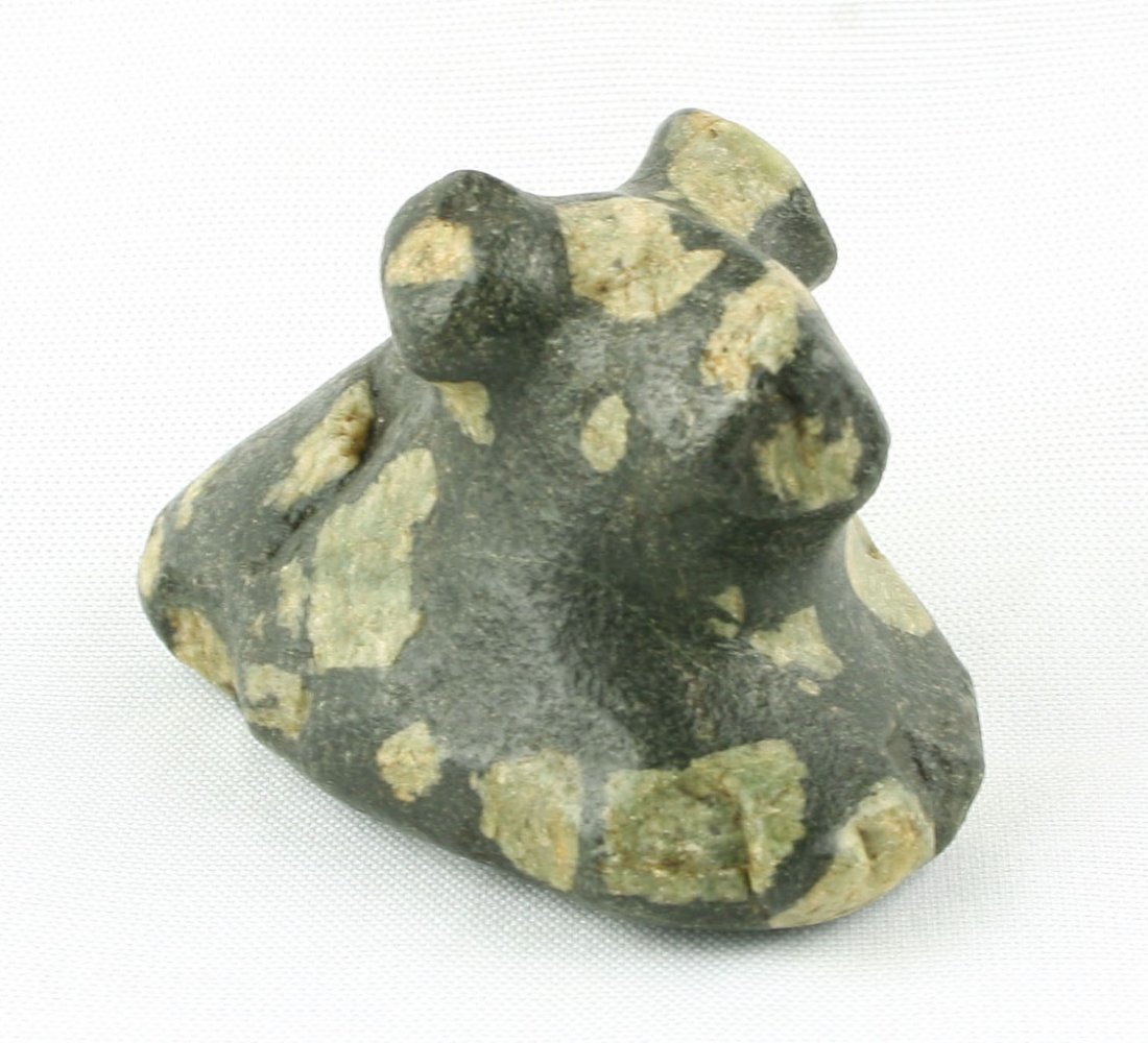 2 7/8" Popeye Birdstone: Porphyry example from Bath Co., Kentucky. Heavy water wear. Damaged.