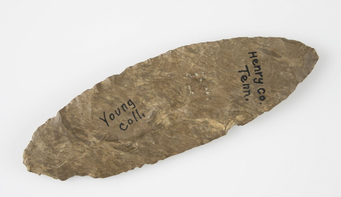 5" Woodland Knife: Dover chert example formerly of the Dr. T. Hugh Young and Cowan Hood Collections. Henry Co., Tennessee. Nice.