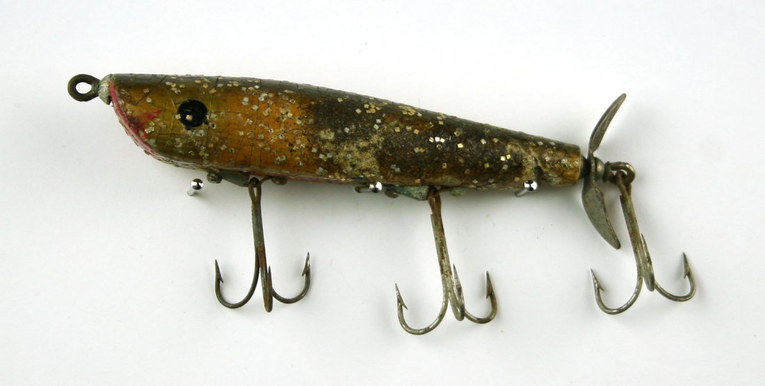 Vintage Dalton Special Lure: Barracuda Bait Co., Nice example with gold flash. Wood. Hand painted.