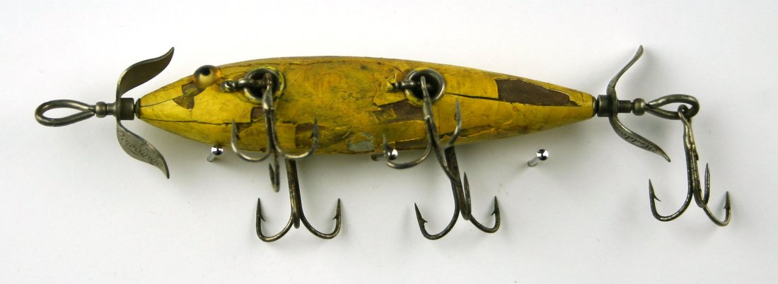 1914 Vintage Heddon Dowagiac Minnow Lure: Hand Painted Wood lure from 1914. No. 00. 3 3/4".
