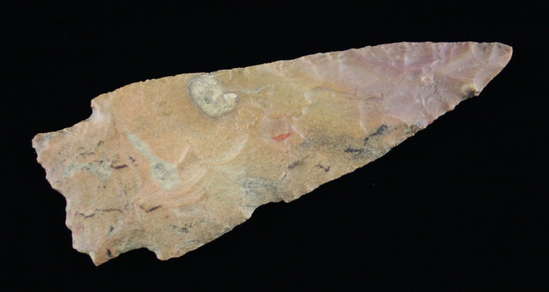 5 1/8" Stringtown Lance: Eastern version of Scottsbluff made in Carter Cave flint from southern Ohio. Rare form. Paleo.