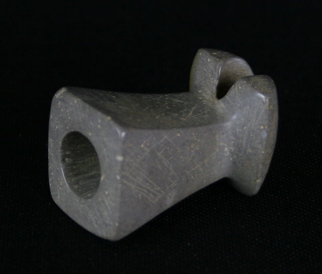 1 3/4" Fort Ancient Pipe - Jackson G-9 COA.: Super nice Pipestone example from Ohio formerly of the Patton Collection.