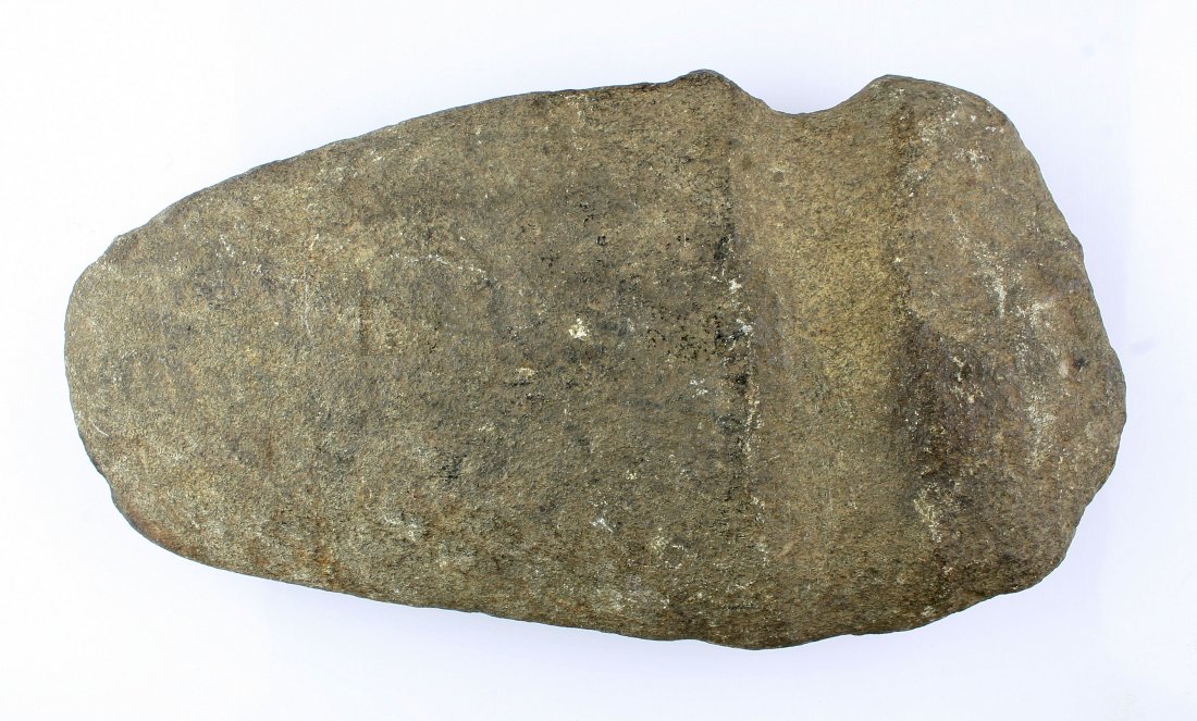 9 3/4" 4/4 Groove Axe: LARGE example found by Kenneth Broughton in Carter Co., Kentucky. Fine Grained Diorite!